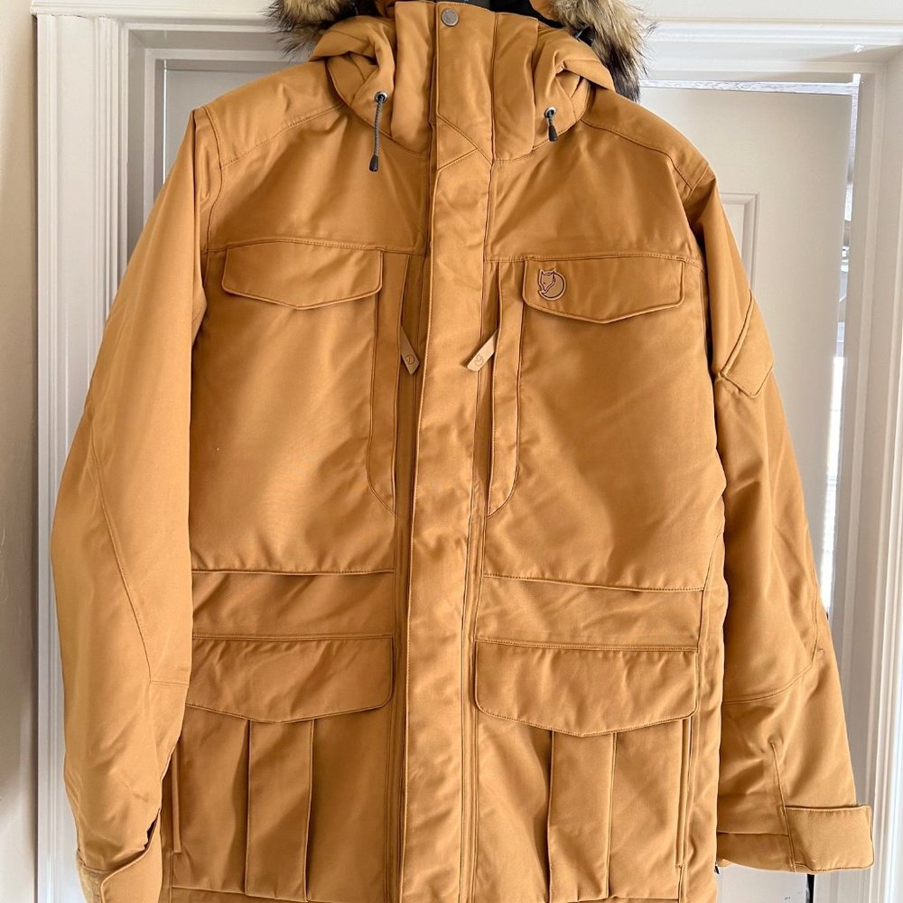 Fjallraven Men's Nuuk Parka Buckwheat Brown Size M